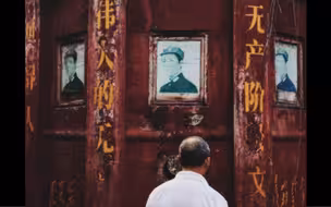 “真相被埋没，真相被操控”