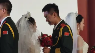 什么是爱情，就在这段没有对白的视频里，太感动了！