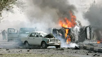 伊拉克连环爆炸细节太惨无人道，“民主繁荣”呢？这就是真实世界