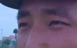 我不觉得这流的是血，只是汗而已！为刚毅的中国军人点赞！