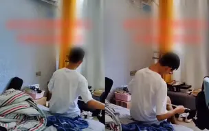 男孩高考分数不理想独自在房间拉二胡 妈妈：好想抱抱他