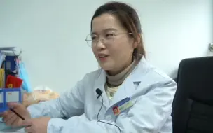 医护人员联系不到核酸检测点位急哭 ，26岁医生小姐姐：大家不只是关心我一个人，而是关心所有医护人员