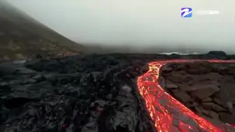 看着都要热化了！无人机飞跃冰岛喷发火山