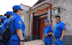 逐一排查，确保无人逗留！静海区蓝天救援队已抵达台头镇，做好救援准备