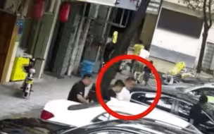 只是因为多看了一眼 潜逃一年的逃犯被抓：我以为你们抗台去了……