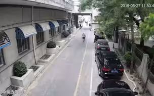 受伤就得赔？号贩子逃跑摔伤索赔38万被驳回