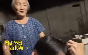 男生从小由爷爷奶奶带大，毕业签6年定向乡村教师，家乡陪伴爷爷奶奶！