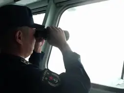 美驱逐舰过航台湾海峡，东部战区：全程跟监警戒，依法依规处置