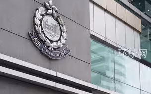 港警国安处拘捕一名63岁男子，涉网上宣扬“港独”及侮辱国旗国歌