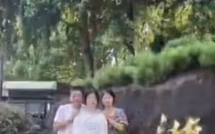 奥运冠军管晨辰在父母陪伴下来到浙江大学报到，管爸爸说女儿很开心：开启了第二次人生