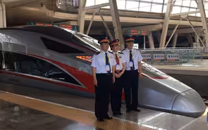 “复兴号”京沪双向首发！“纯中国血统”动车组原来长这样