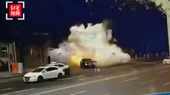 辽宁阜新一辆两轮机动车行驶中突然爆炸，驾驶人当场死亡