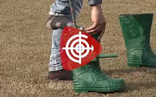 用靴子开枪？印度发明家为士兵创造“火器靴”，网友吐槽是否会打到自己脚面