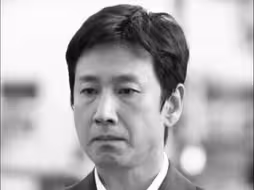 韩国演员李善均去世，疑似车内烧碳自杀，此前深陷涉毒丑闻