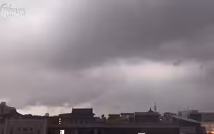 延时摄影｜西城下了！来看从雨云密布到降下大雨全过程