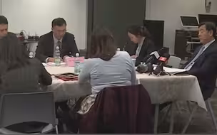 美国拉偏架，巴以冲突持续升级，关键时刻中国表态：全力推动磋商