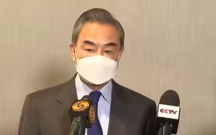 王毅谈中美对话：对话总比对抗好