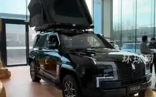 日韩记者团乘中国豪华新能源车，体验Deepseek和原地转圈，现场发出惊呼声！
