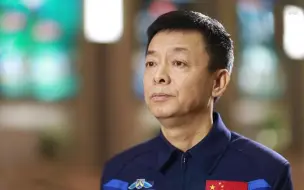 他是唯一没上太空首批航天员，备战23年，55岁仍坚持训练！