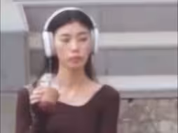 韩国年轻人看到小孩的第一反应：吓死我了！