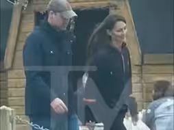 英媒曝光凯特王妃现身视频，和丈夫购物有说有笑
