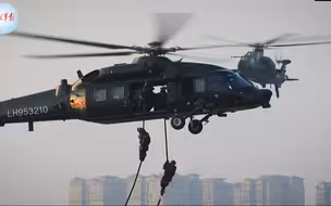 直升机编队，空中突击！
