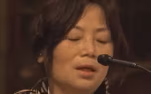 泪目！妈妈生平第一次出国，是参加你的葬礼……