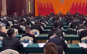 11月26日下午，政协榆中县第十届委员会第一次会议召开预备会议