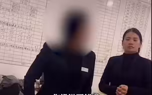因价格未谈拢，顾客要求4s店退意向金被店员拍桌大骂 ：每次都碰到你这样的人，我还卖什么！
