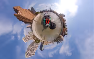 【360°全景视频】从“小行星”俯瞰苏州河？你没见过的魔都美景