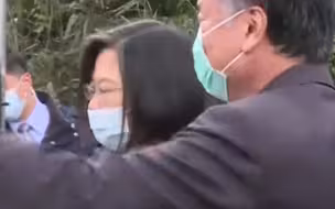 拿什么以武拒统？媒体刚曝光一则消息表明，“台军”出现军心动摇