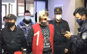 用私人飞机从美国运口罩？这个骗子真会编！