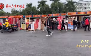 记者暗访车厘子市场潜规则：摊贩演示车厘子换标全过程，只需几秒钟2J摇身一变成3J（上）