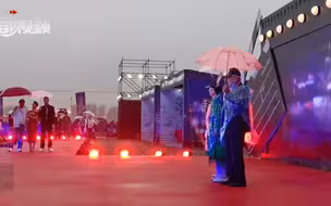 北影节电影嘉年华首次开启夜场，邀你来千亩花海进入光影世界