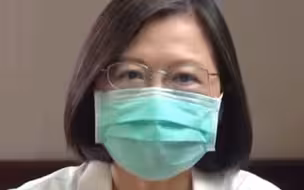 台湾单日死亡38病例创新高，蔡英文又出来“读稿”了