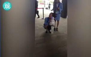 你个机器人凭什么这么受女孩喜欢