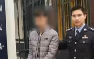 来抓我啊小老弟！男子派出所前拍视频叫嚣，结果“如愿”了