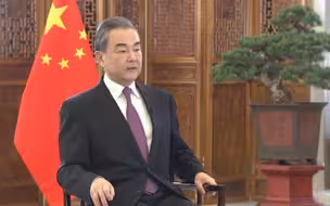 这是中国人应有的风骨！王毅回应外界对中国外交的议论
