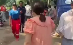 都市报道【新乡9个月孕妇 上抗洪一线，给救援人员送烧饼凉皮！“我怕他们吃不好”】