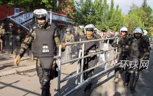 北约士兵控制科索沃一座市政大楼