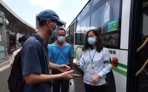沪上45条公交线路今起执行乘客测温 明起增至228条线路