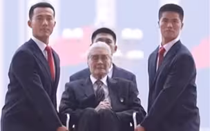 送别！表演艺术家蓝天野去世