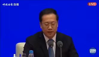 外交部：中国强有力的举措为全球疫情防控赢得了时间
