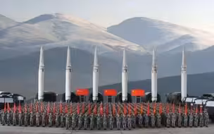 穿上军装打导弹！揭秘中国最神秘军校 感受大国长剑、东风浩荡！