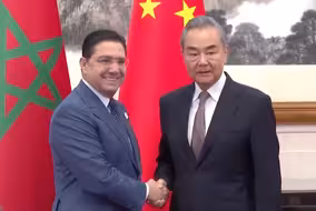王毅会见摩洛哥外交大臣：赞赏摩洛哥在涉及台湾等问题上始终支持中方的正义主张，不干涉内政是我们的护身法宝