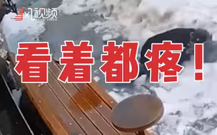 从天而降！乌克兰一女子穿越警戒线被巨大雪堆砸中头