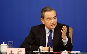 王毅:美国打贸易战害人害己 中方必将做出反应