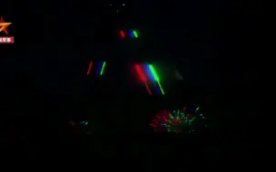 点燃夜空！第81集团军某旅防空分队夜间对空实弹射击训练，这么精彩的画面，如果你们不看我会伤心的OK？！