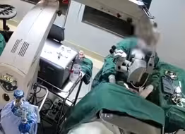 医生手术台上拳击患者头部？ 爱尔眼科回应：情急之中锤压提醒患者