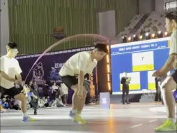 别眨眼！跳绳每秒跳9.2次是什么概念
